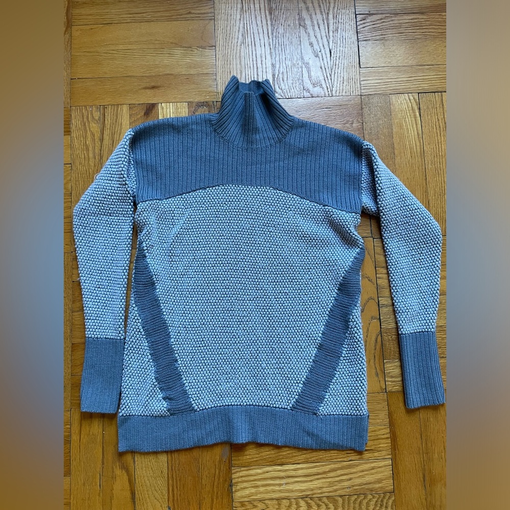 Lululemon Warm & Restore Merino Wool Sweater in Magnet Grey Starlight 6